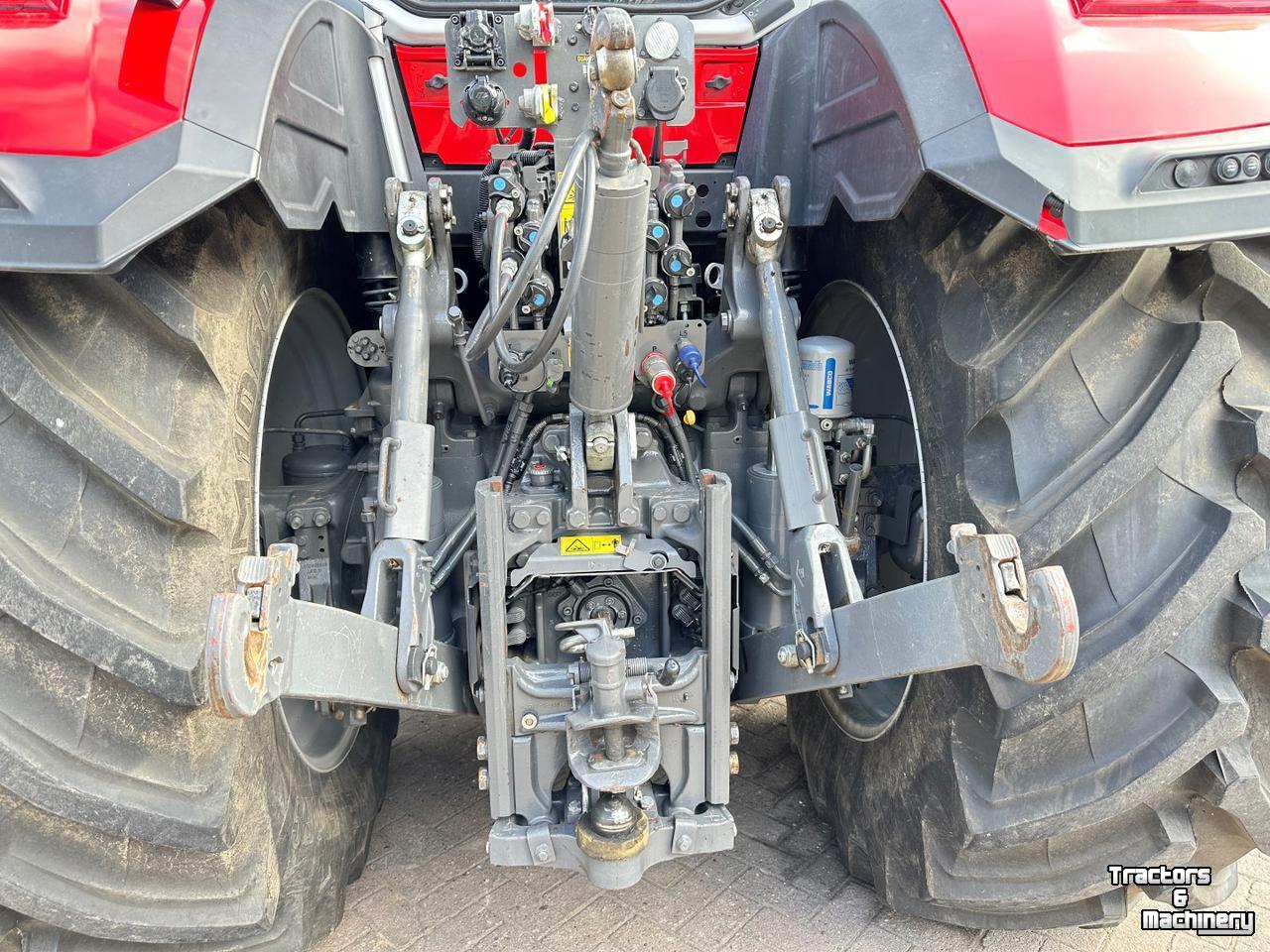 Tractor Massey Ferguson 8S.205 Exclusive  Dyna 7