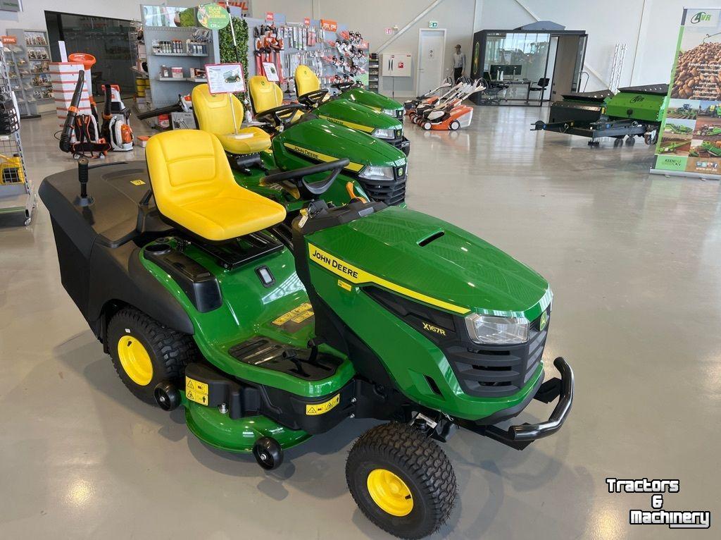 Ride-on mower John Deere X167R