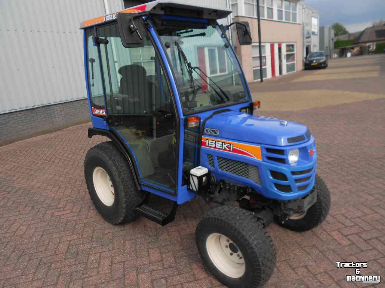 Horticultural Tractors Iseki 3245