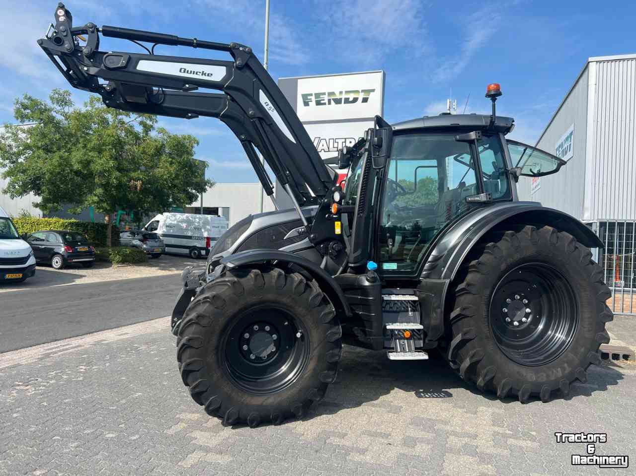 Tractor Valtra N175 Direct