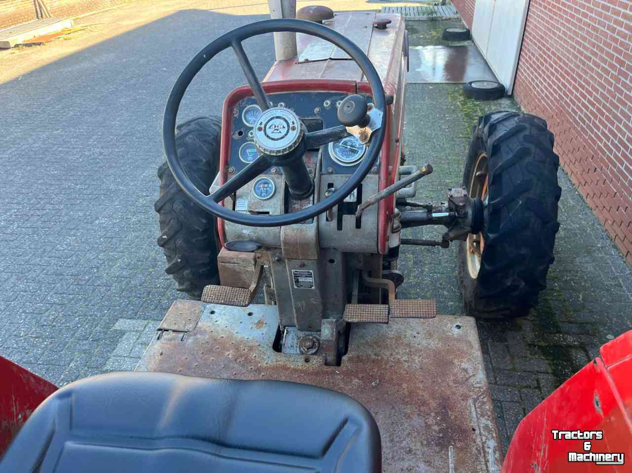 Oldtimers MF 1080 4wd