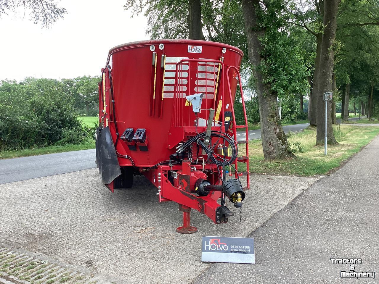 Feed mixer Van Lengerich V-MIX 22-2S