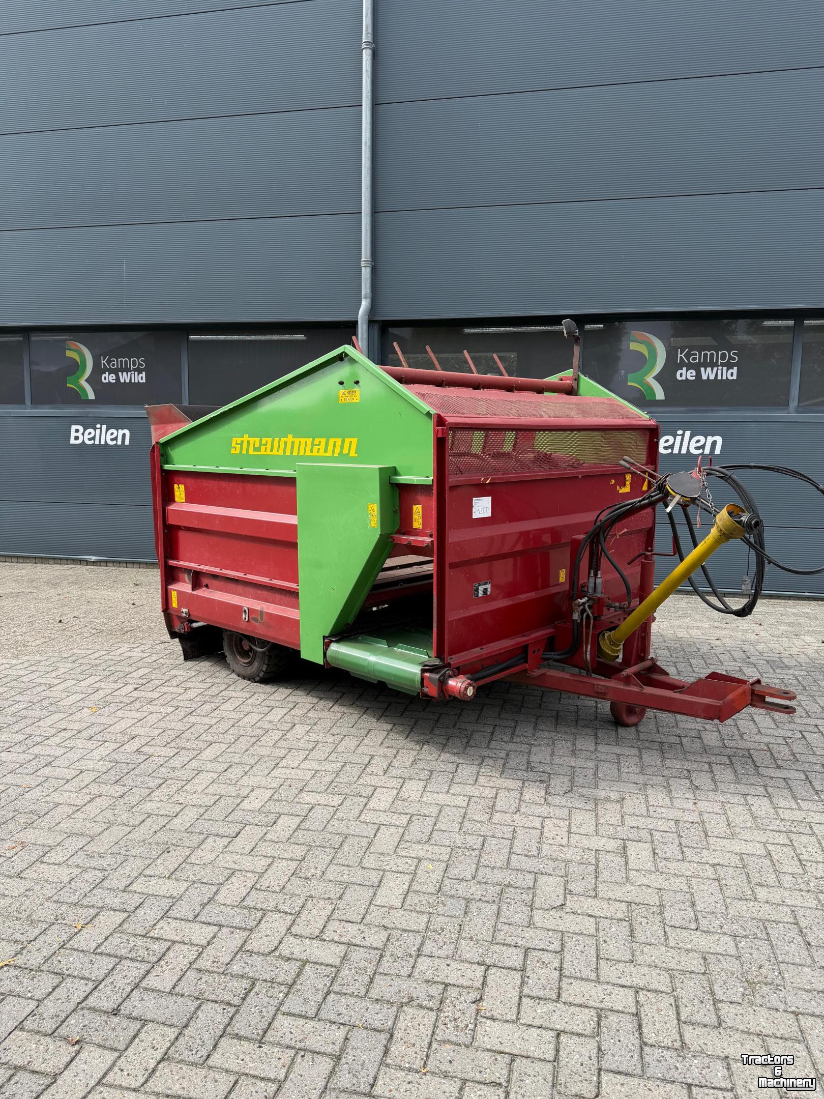 Silage-block distribution wagon Strautmann BVW