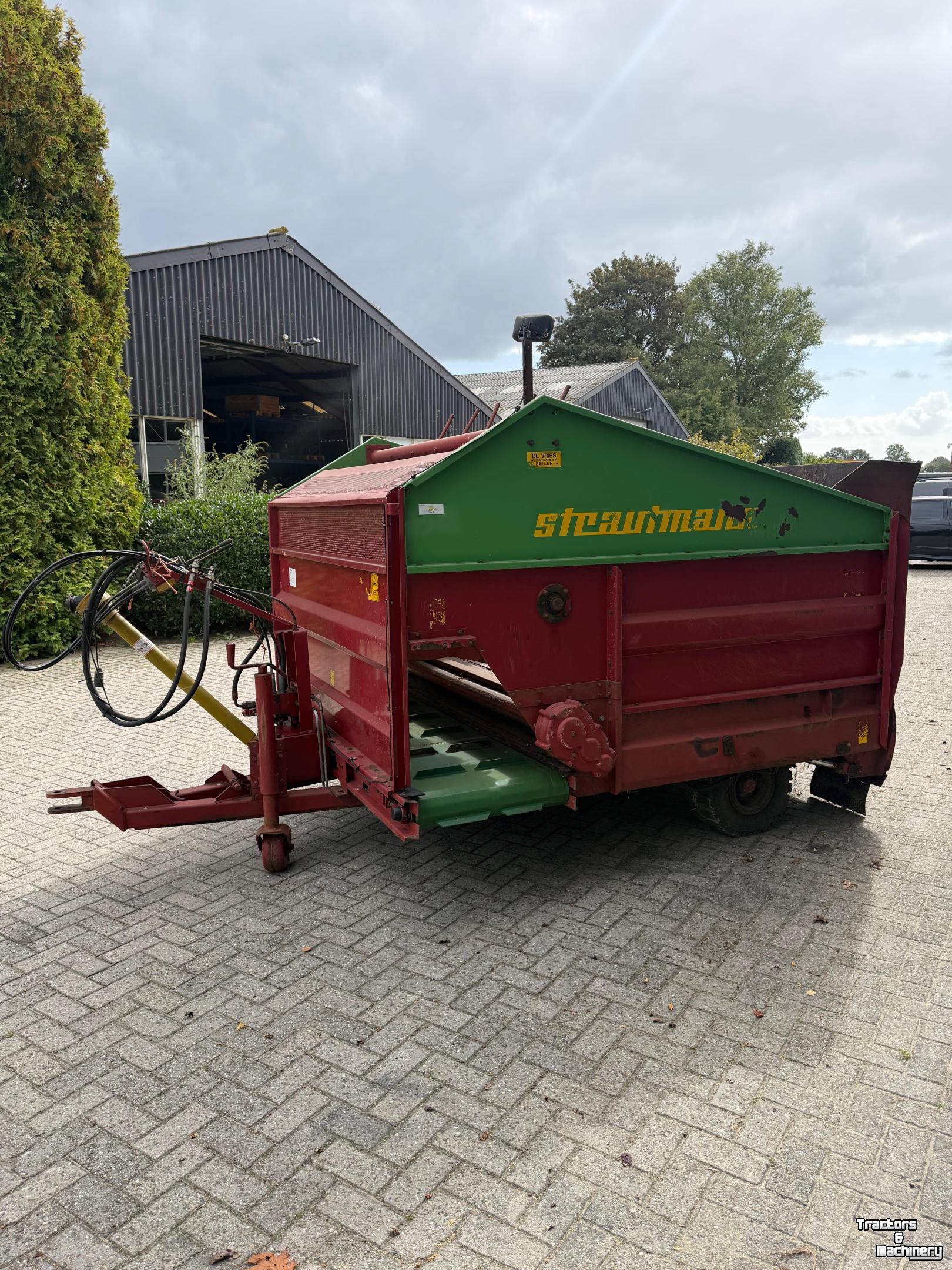 Silage-block distribution wagon Strautmann BVW
