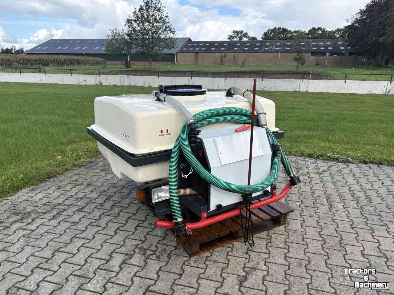 Front hopper seed drill Teejet Ejact vloeibare kunstmest