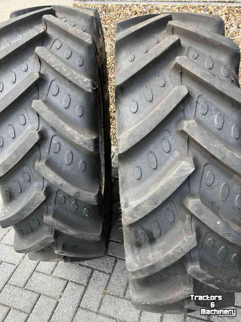 Wheels, Tyres, Rims & Dual spacers BKT Set Agrimax RT765  380/70R28 35mm  480/70R38 45mm