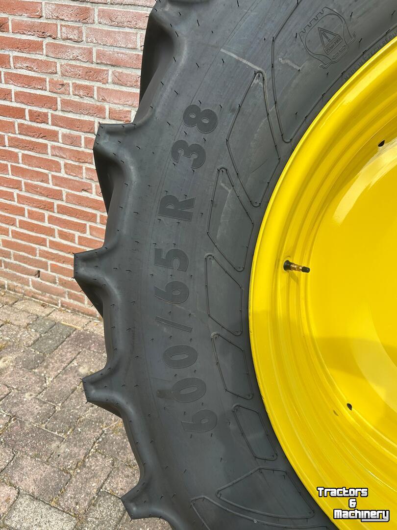 Wheels, Tyres, Rims & Dual spacers Mitas AC65 600/65R38