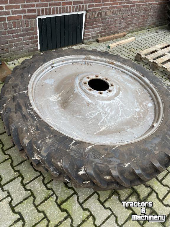 Wheels, Tyres, Rims & Dual spacers Alliance Case Mx 150 - 170 cultuurwielen