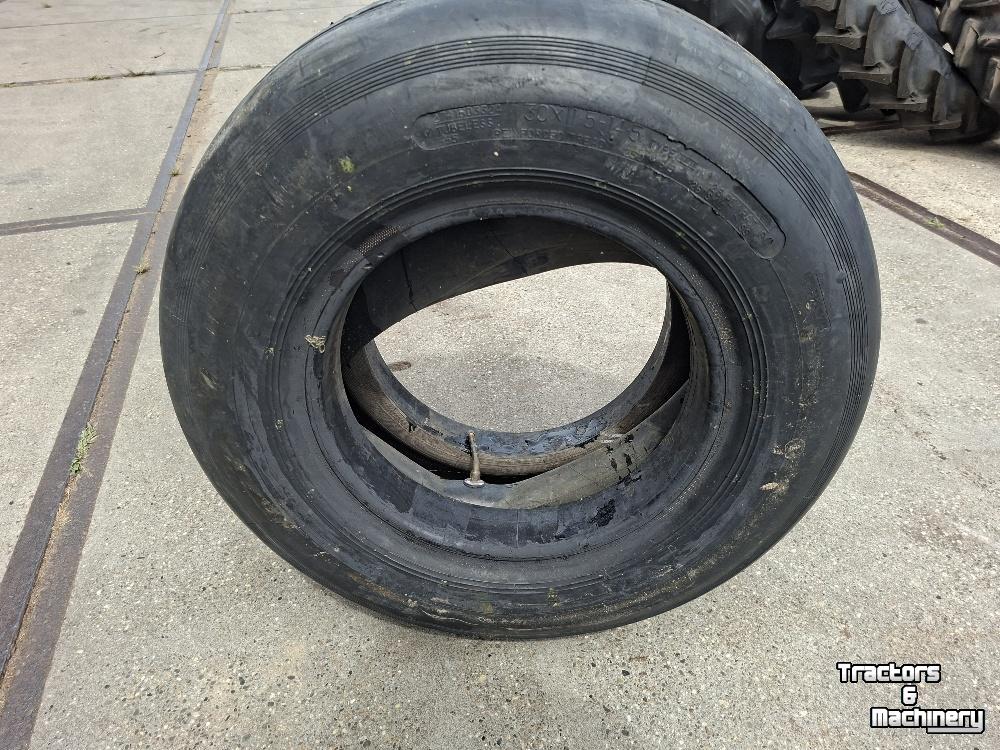 Wheels, Tyres, Rims & Dual spacers  Onbekend