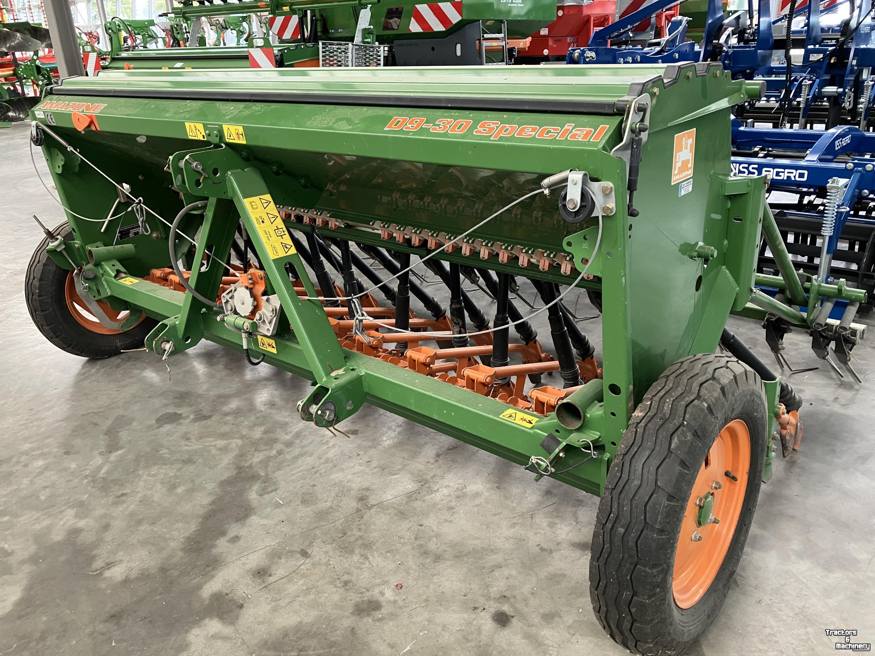 Seed drill Amazone D9-30 Special