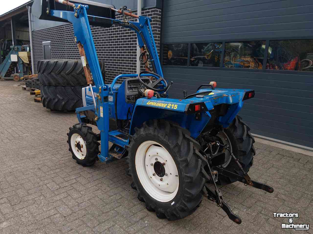Horticultural Tractors Iseki Landleader 215 met voorlader en stuurbekrachtiging