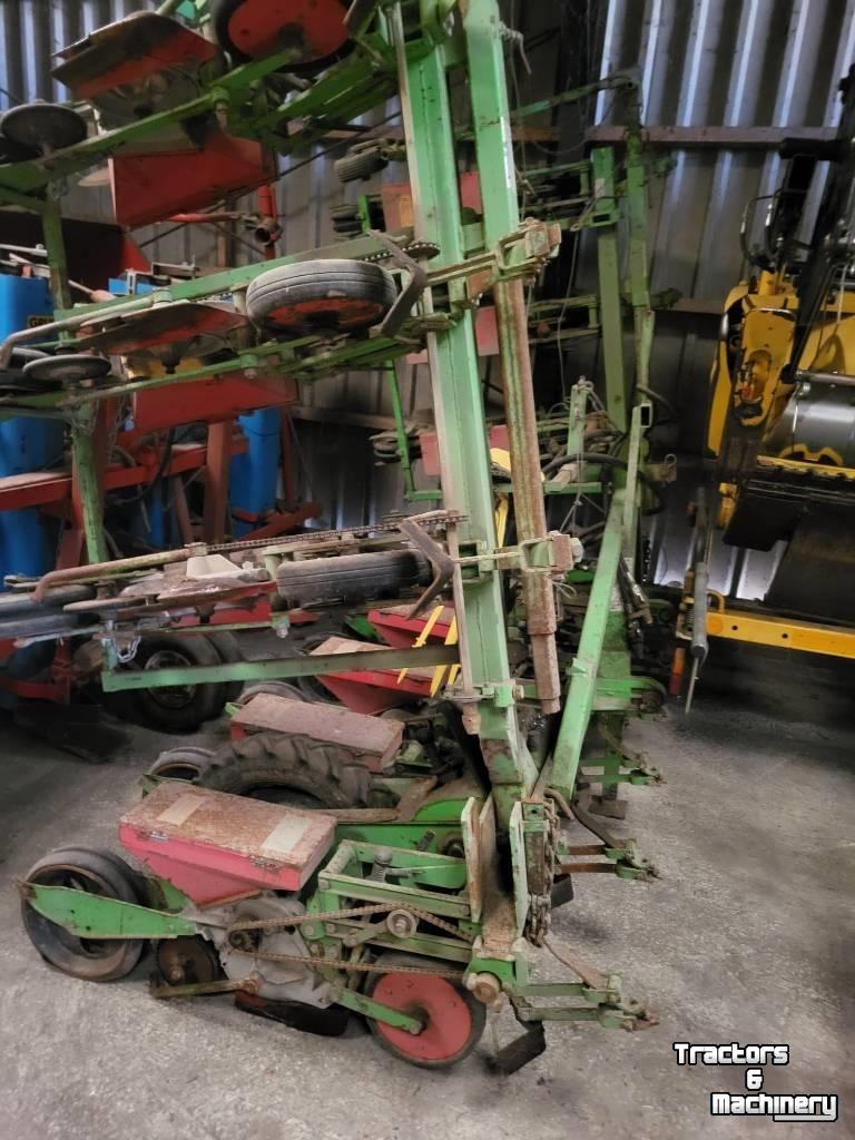 Vegetable- / Precision-seed drill Vicon Monozentra ,S