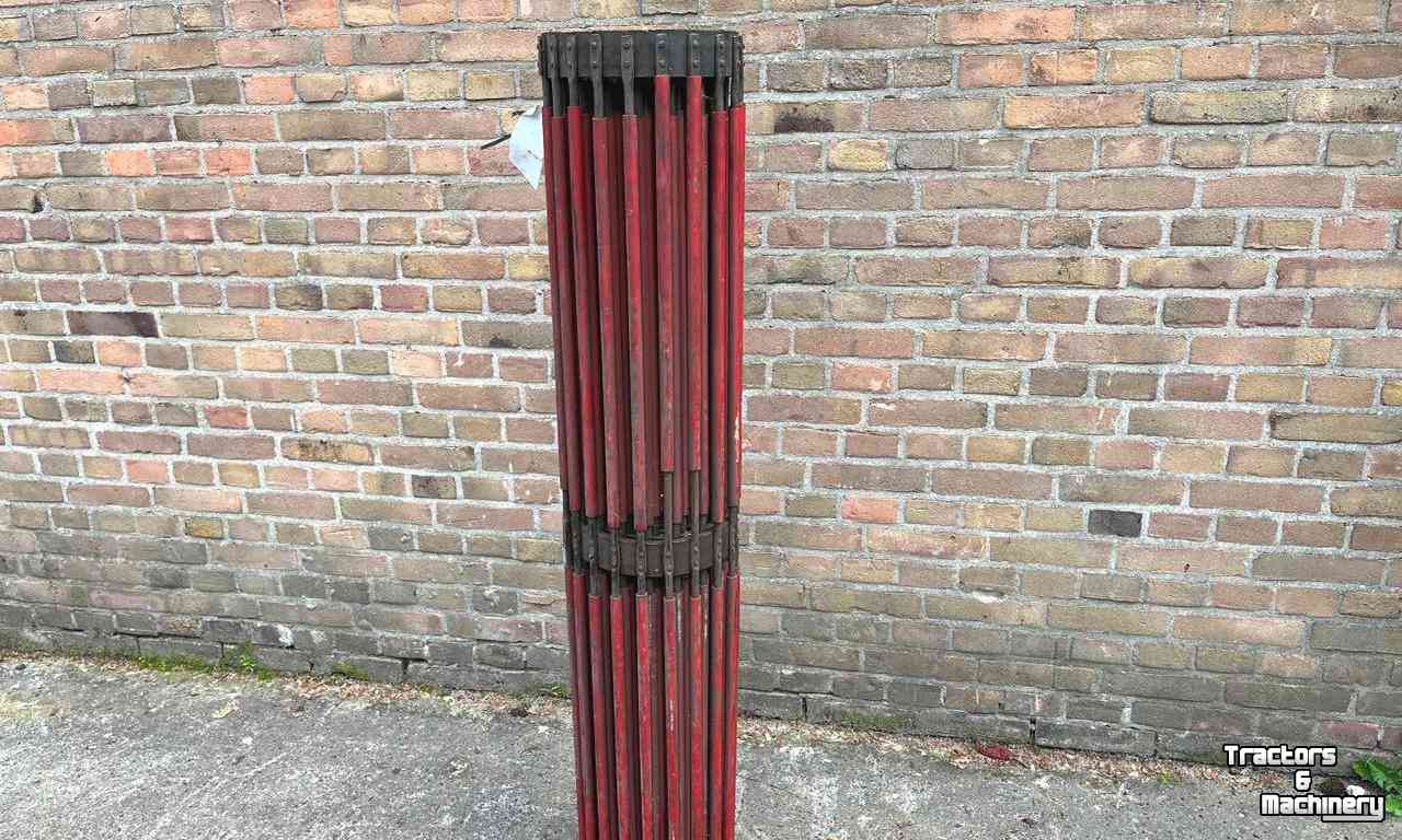 Diverse used spare-parts  35-69-130 Rooimat