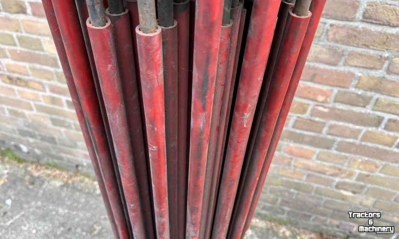 Diverse used spare-parts  35-69-130 Rooimat