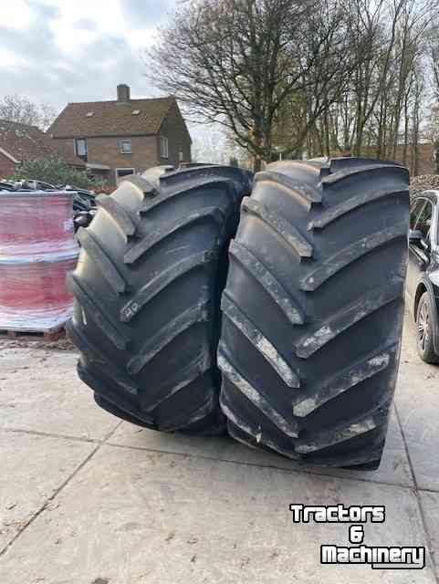 Wheels, Tyres, Rims & Dual spacers Michelin 900/50R42 MachXbib met velgen FENDT