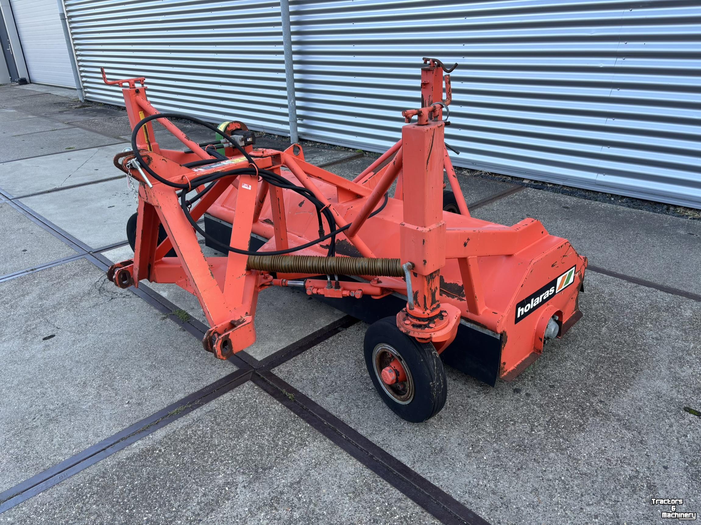 Sweeper Holaras H-220-HV