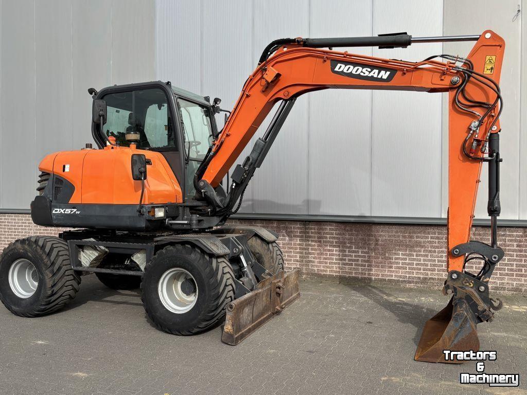 Excavator Doosan DX57W-5