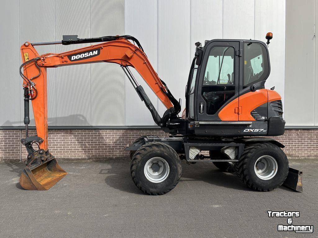 Excavator Doosan DX57W-5