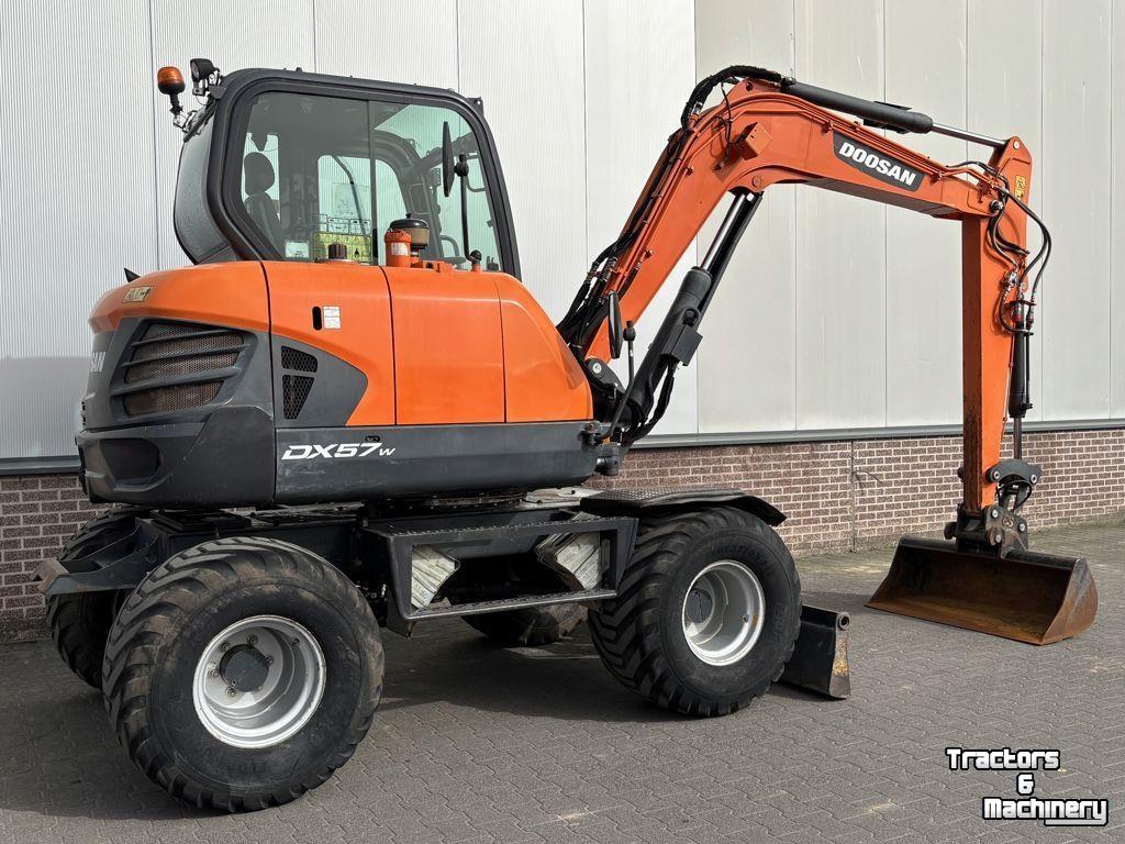Excavator Doosan DX57W-5