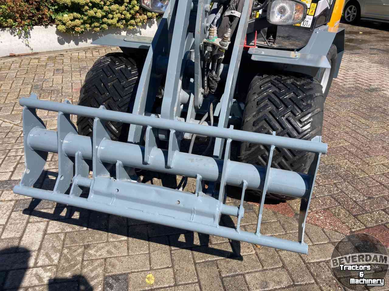 Wheelloader Giant G2700 HD+