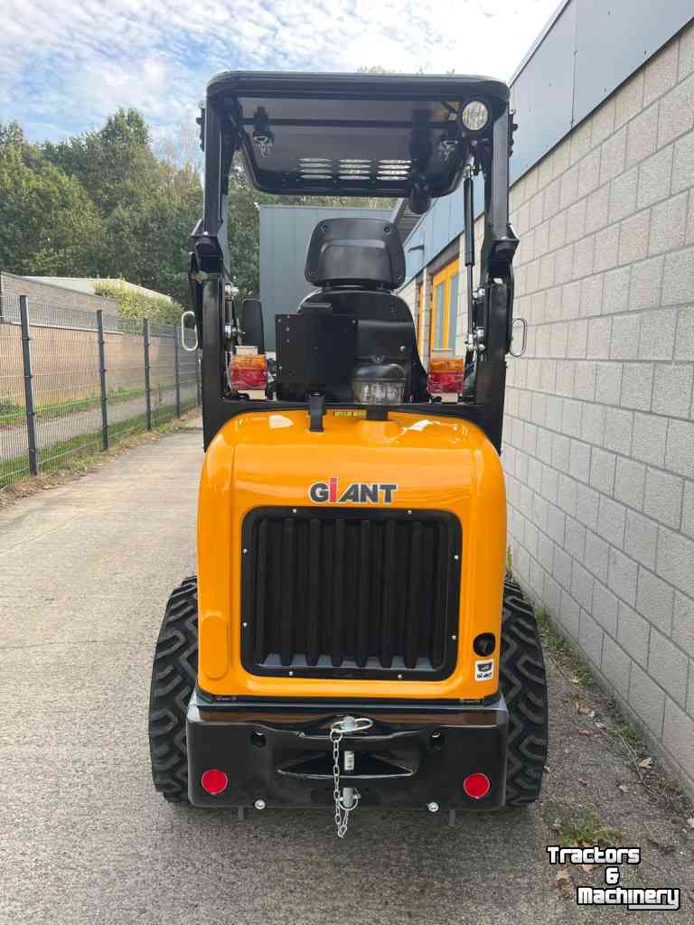 Wheelloader Giant G1500 mini shovel kniklader