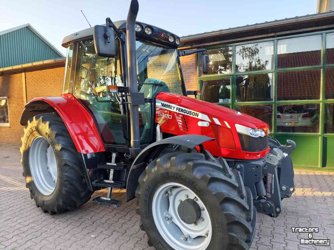 Tractor Massey Ferguson 5420