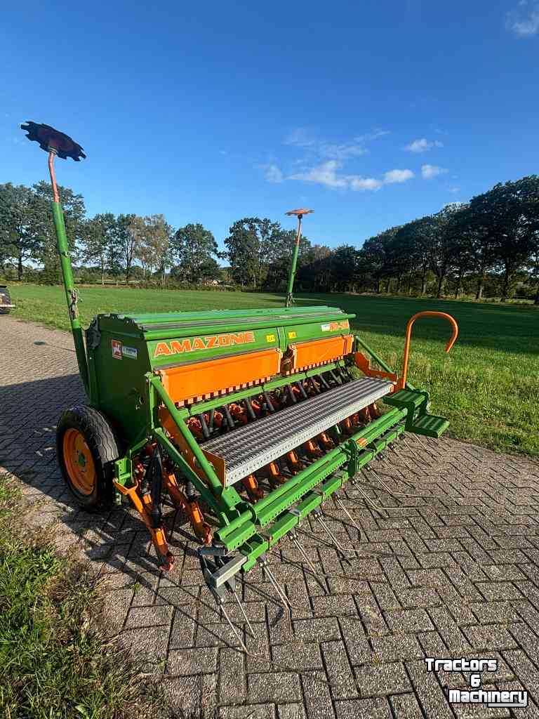 Seed drill Amazone D9-30 Special