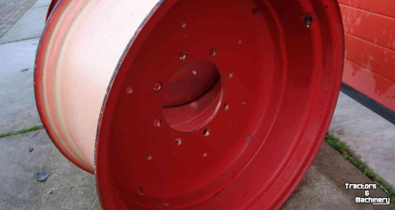 Wheels, Tyres, Rims & Dual spacers  W15X38 Velgen 8-151-203
