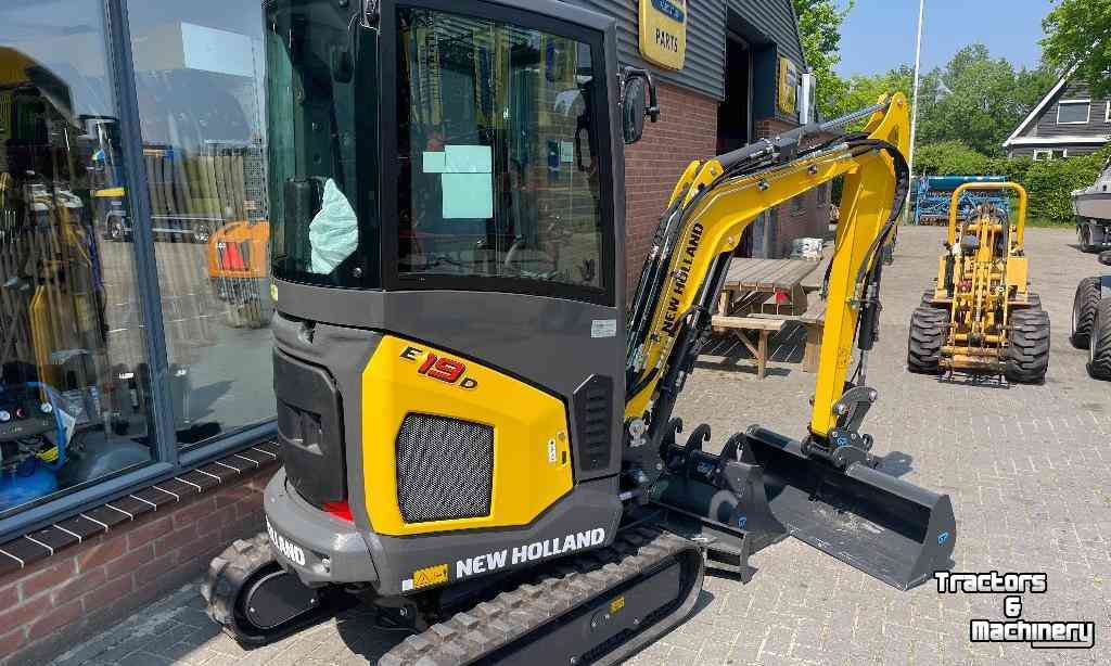 Mini-Excavator New Holland E19D ELITE