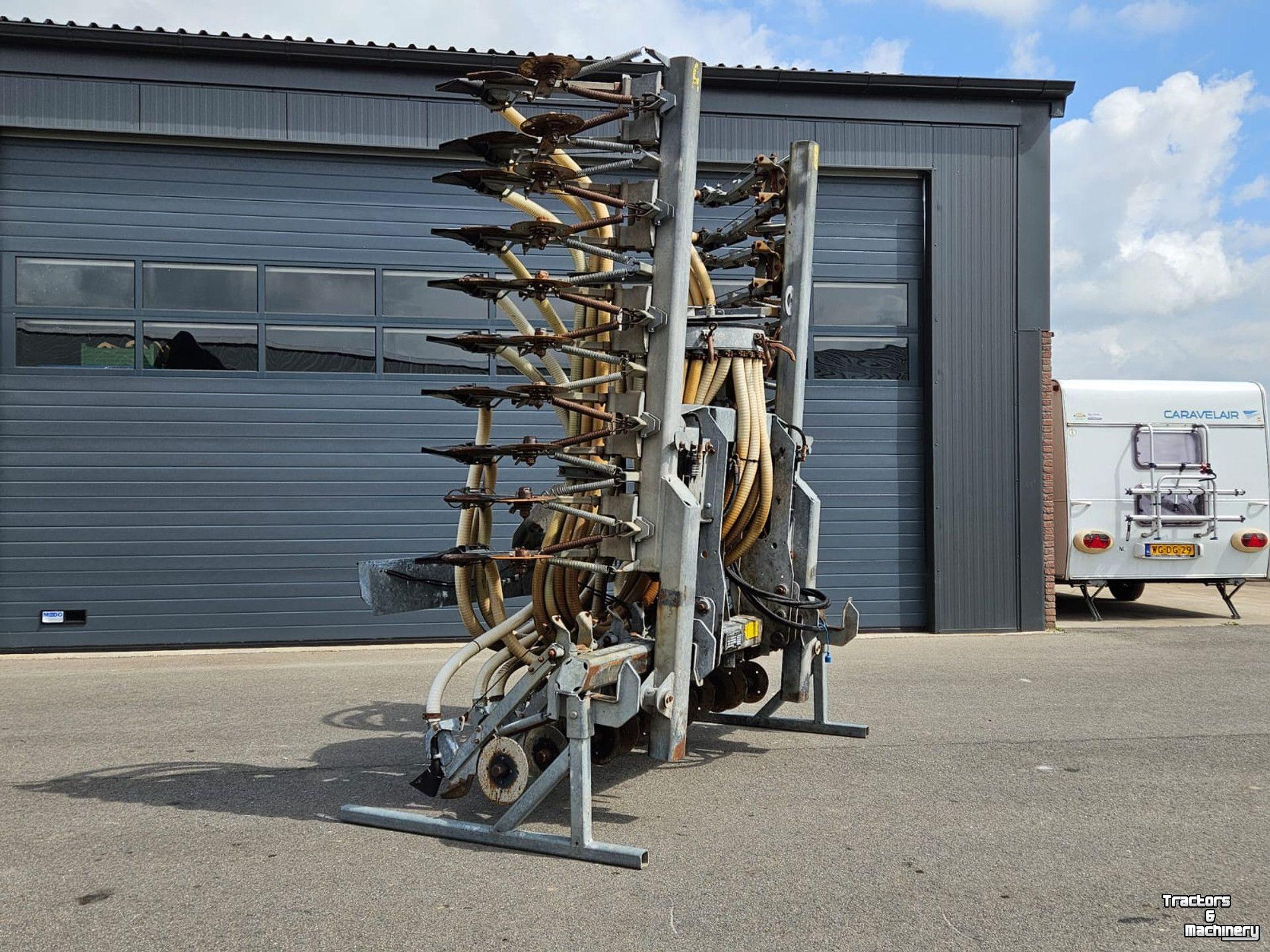Manure spreader Joskin 6880 Multi-ACTION