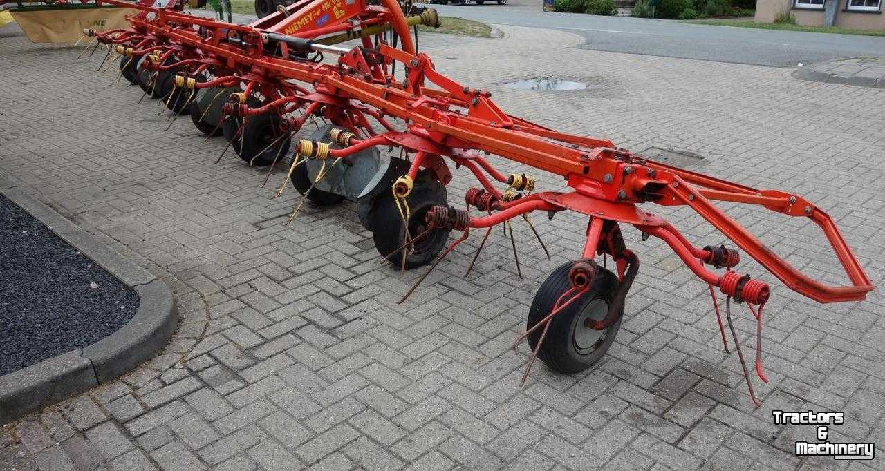 Tedder Niemeyer HR 905 DH Schudder