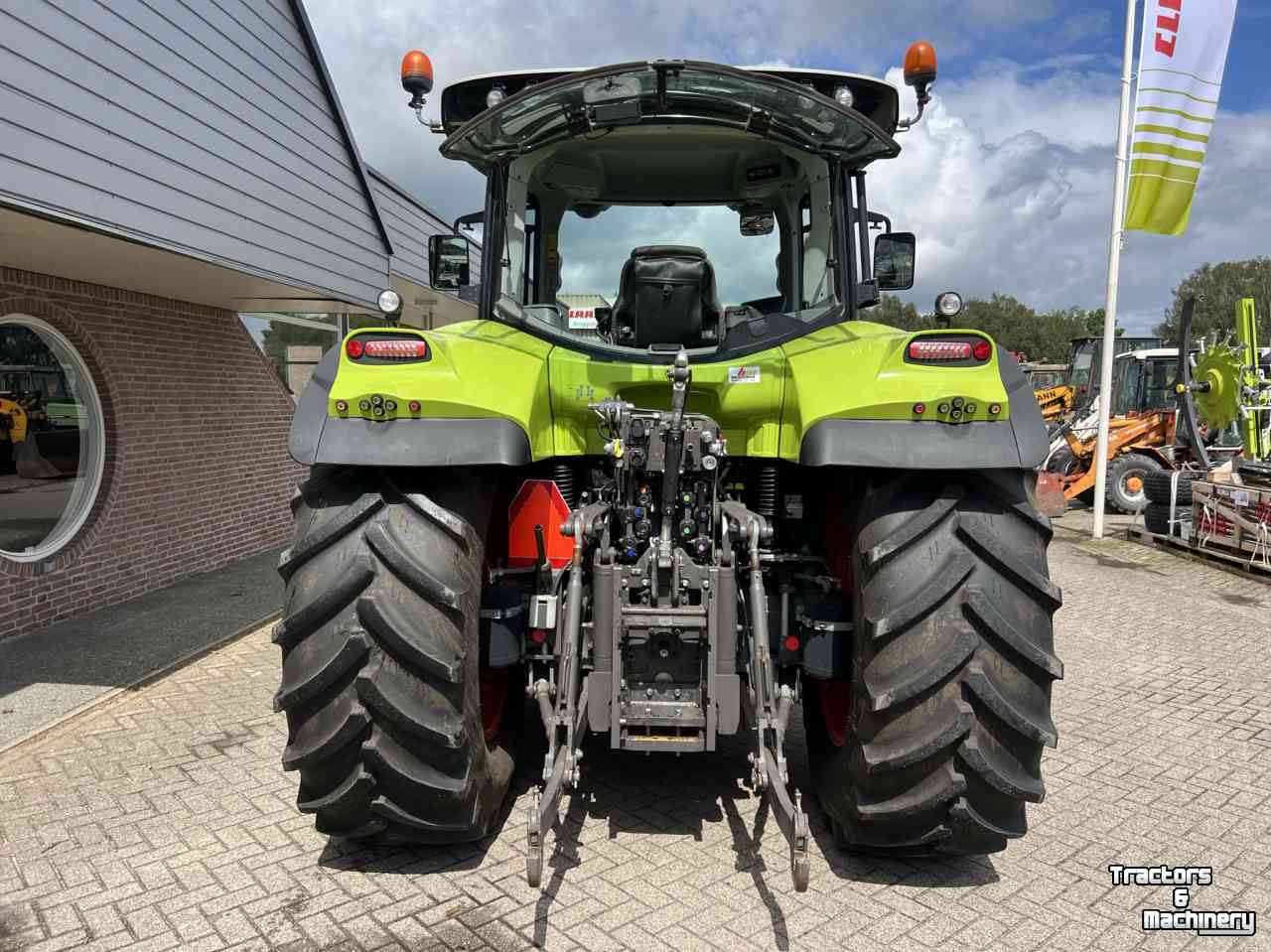 Tractors Claas Arion 650