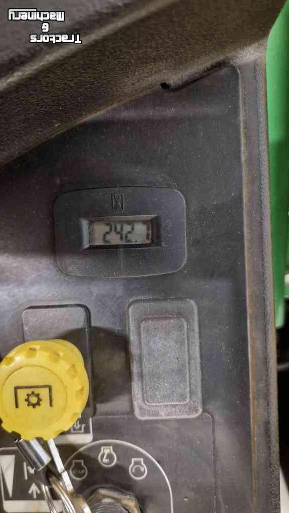 Ride-on mower John Deere Z425
