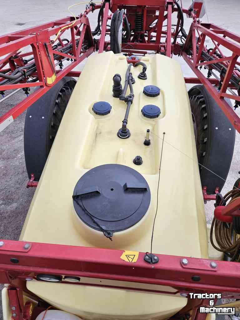 Fieldsprayer pull-type Hardi Navigator 3000 veldspuit, sproeimachine, gewasbescherming