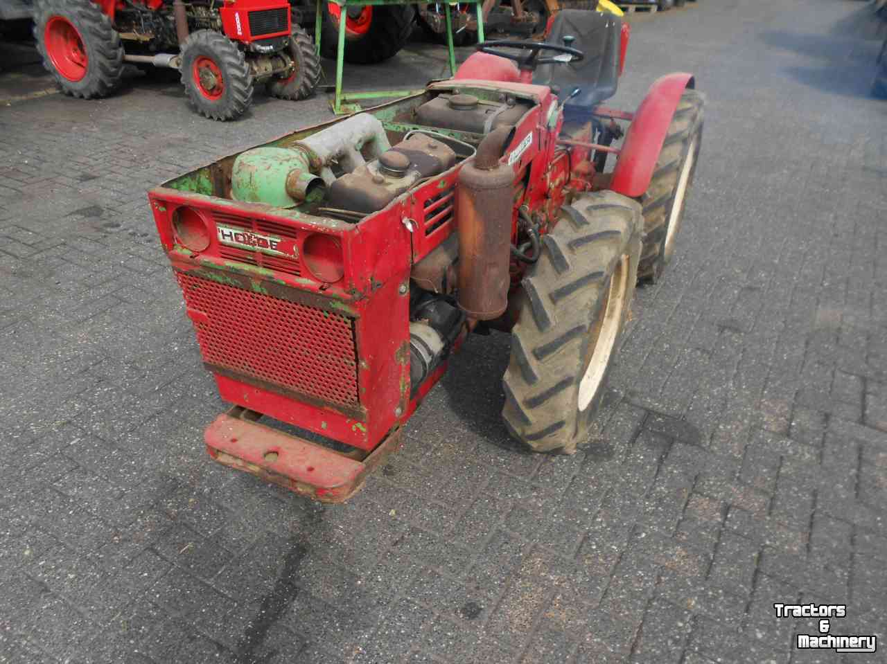 Small-track Tractor Holder a45