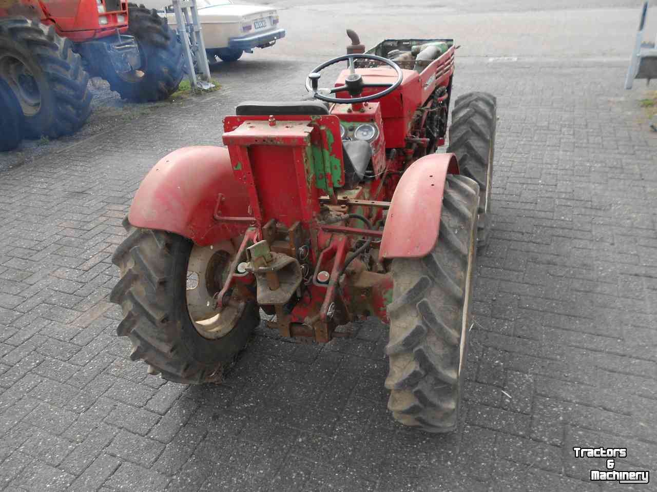 Small-track Tractor Holder a45