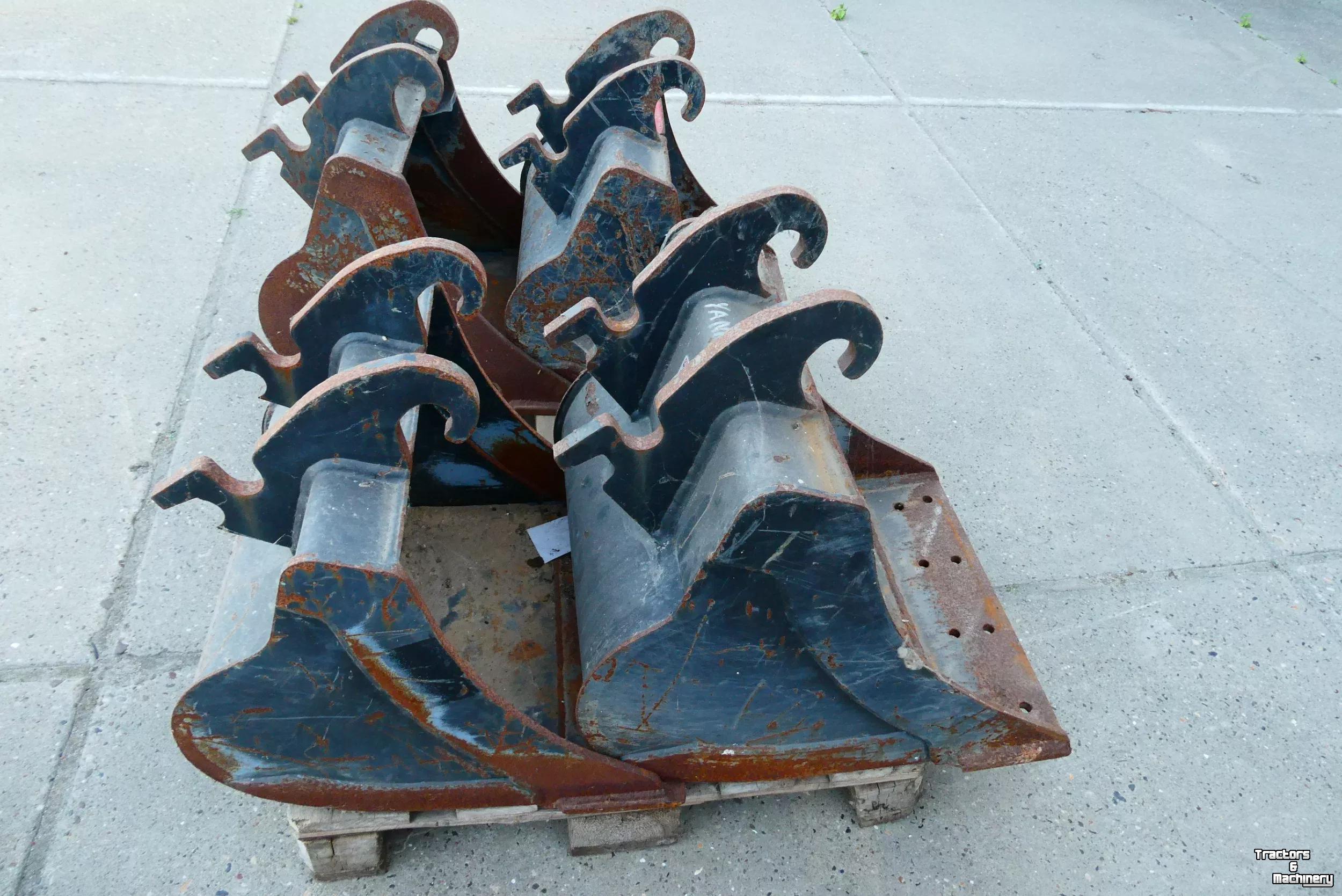 Excavator buckets GP Dieplepelbakken CW05