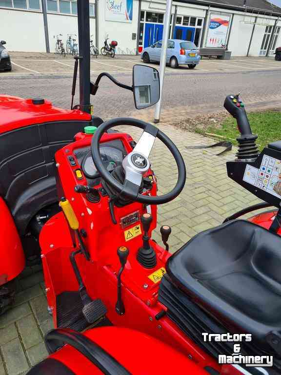 Tractors Carraro SRX 7800