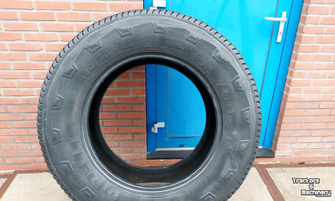Wheels, Tyres, Rims & Dual spacers Pirelli 420/70R28 Gazonband