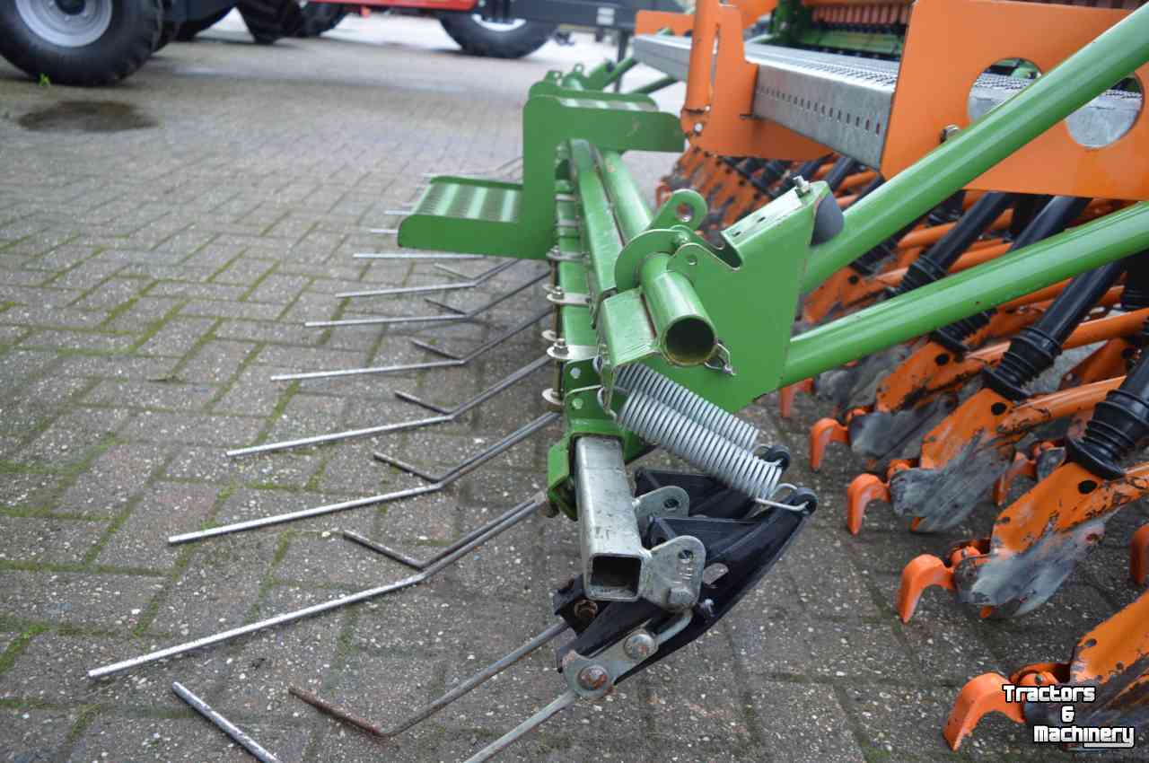 Seed drill Amazone D9 3000 special
