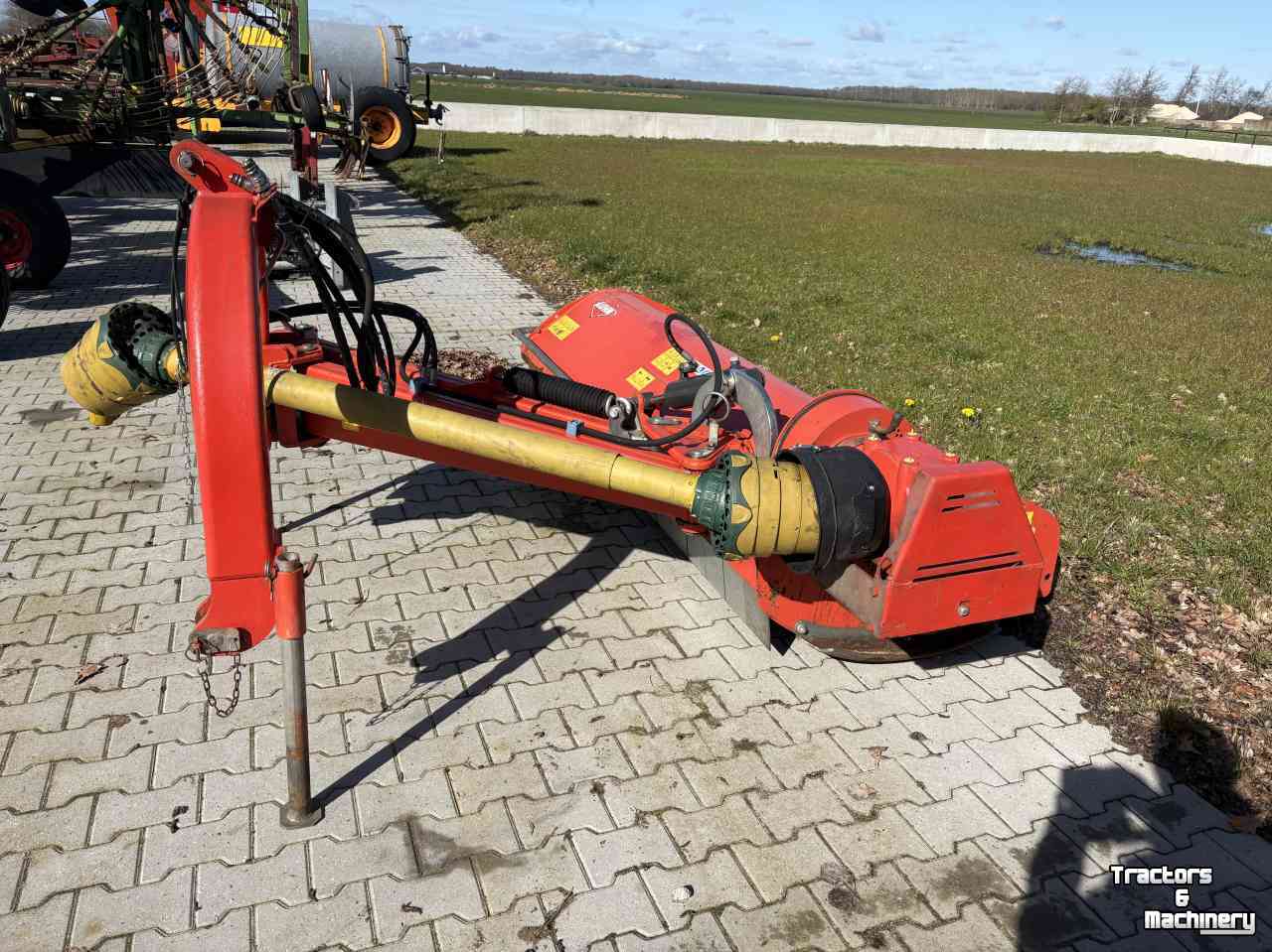 Flail mower Kuhn TBE-S262