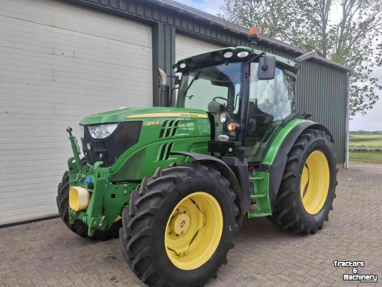 Tractor John Deere 6115R PQ
