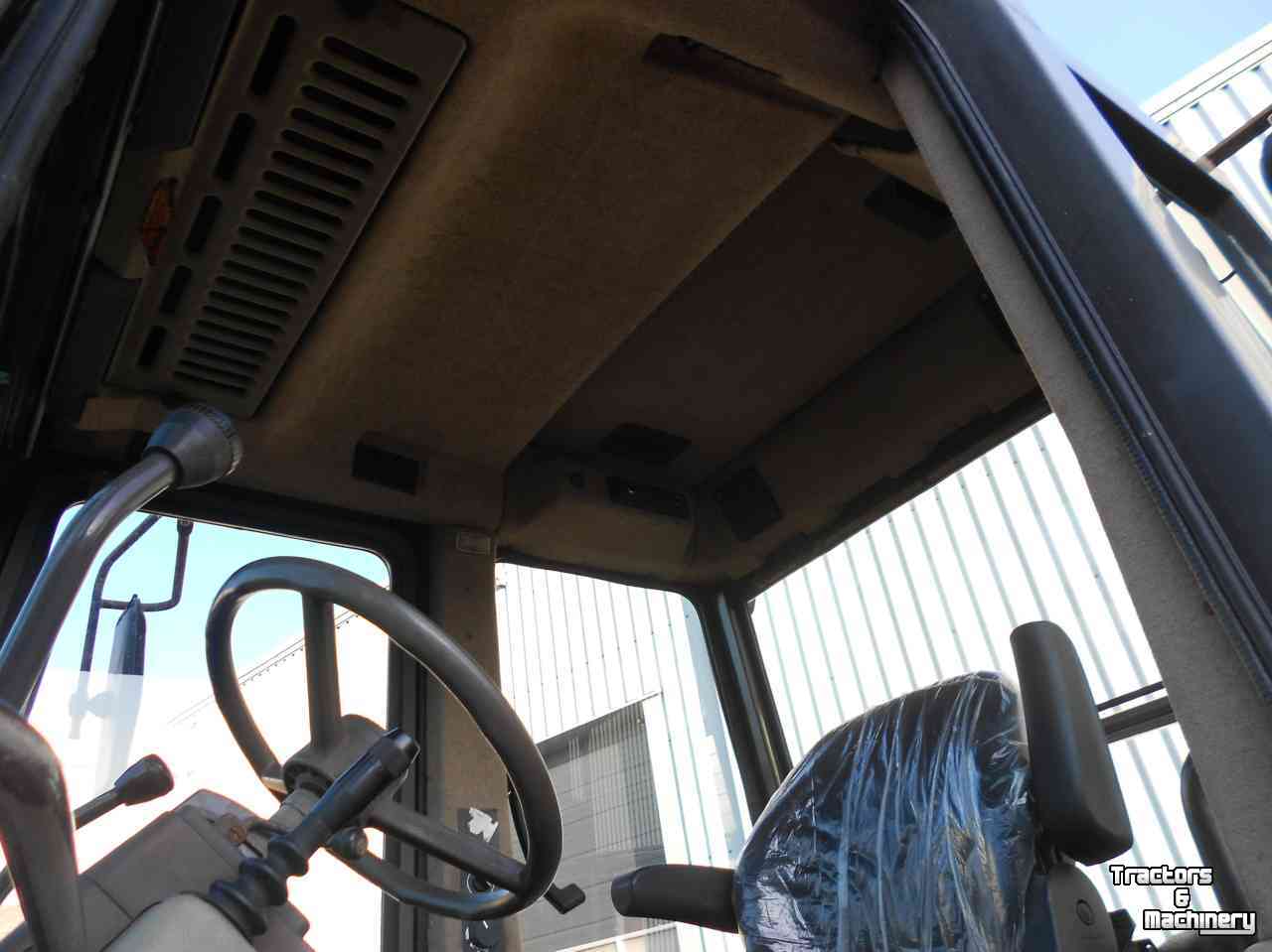 Tractor Renault 103-54