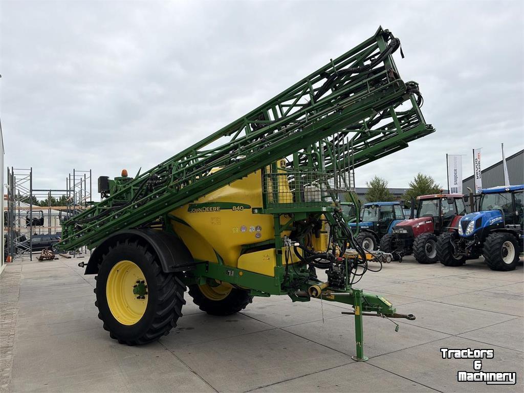 Fieldsprayer John Deere 840 Veldspuit