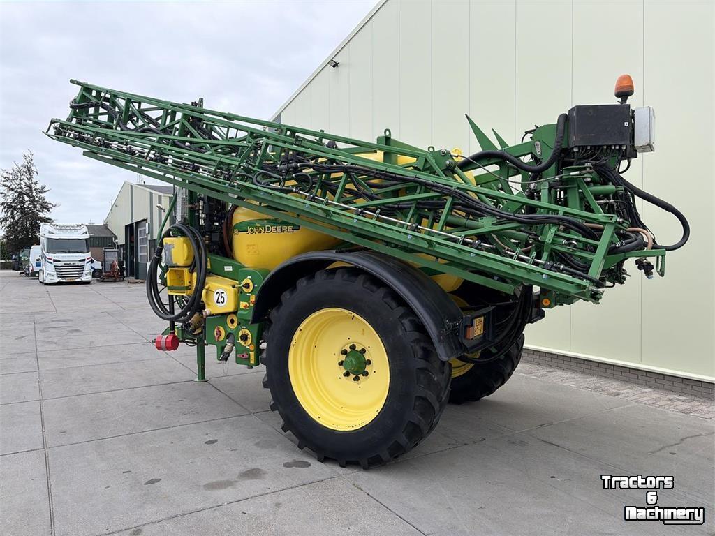 Fieldsprayer John Deere 840 Veldspuit