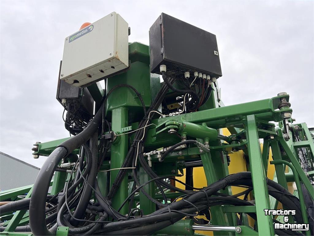 Fieldsprayer John Deere 840 Veldspuit