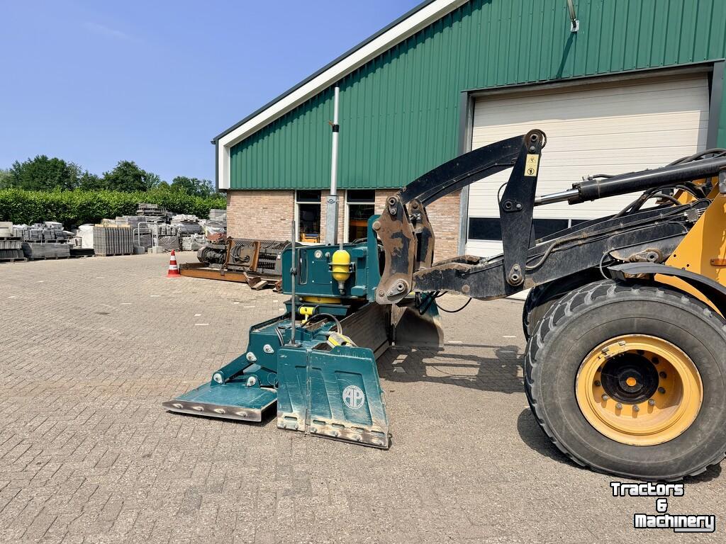 Other earthmoving and heavy equipment and accessories AP Leveller L3D 2850 TT