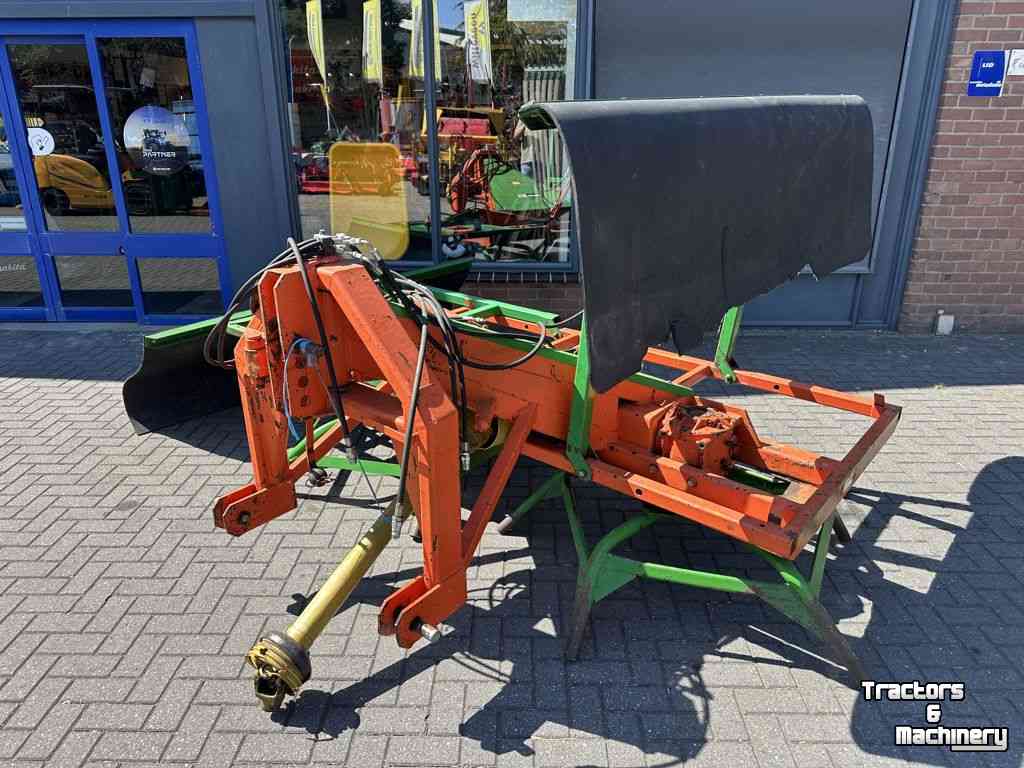 Silage spreader Holaras Jumbo HK-HUS Kuilverdeler