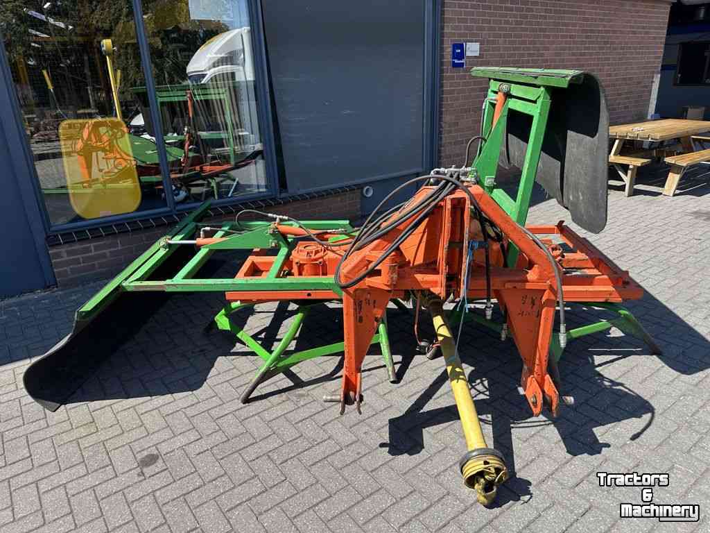 Silage spreader Holaras Jumbo HK-HUS Kuilverdeler