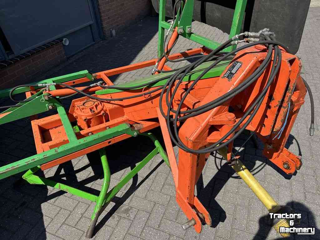 Silage spreader Holaras Jumbo HK-HUS Kuilverdeler
